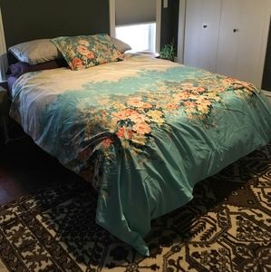 Queen Floral duvet cover and shams like new